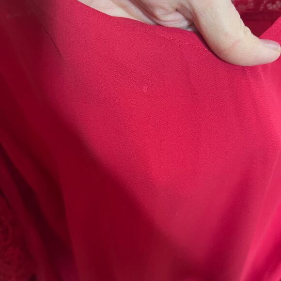 TORRID PLUS 4X 26 Georgette V Neck Lace Sleeve Blouse Top Jester Red NWT Flawed - Picture 6 of 15